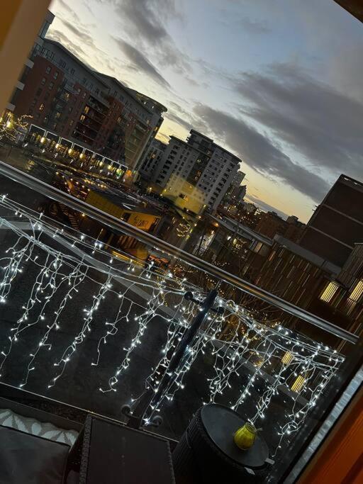 Leeds Clarence Dock 2 Bedroom Apt Eksteriør bilde