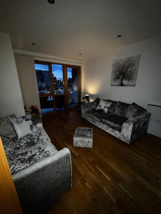 Leeds Clarence Dock 2 Bedroom Apt Eksteriør bilde