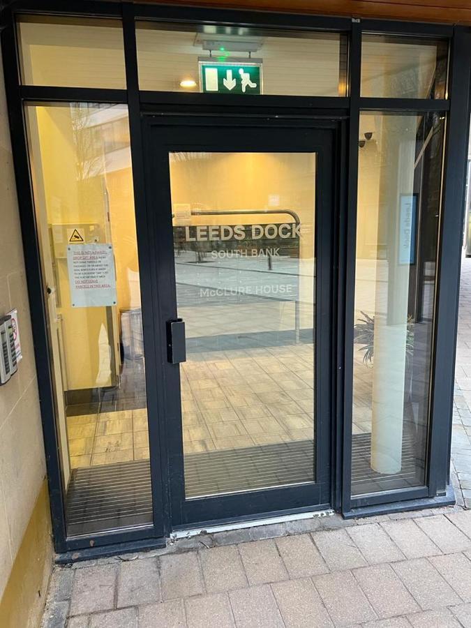 Leeds Clarence Dock 2 Bedroom Apt Eksteriør bilde